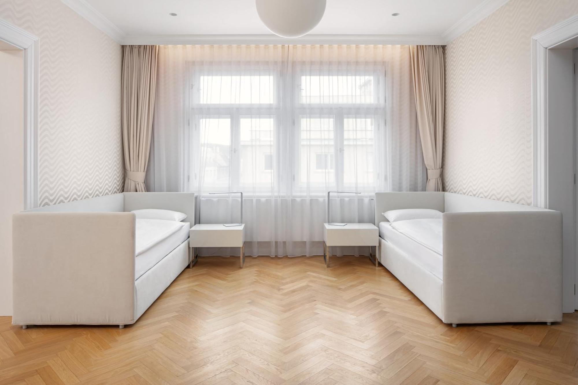 Revolucni Apartments Old Town Prága Kültér fotó